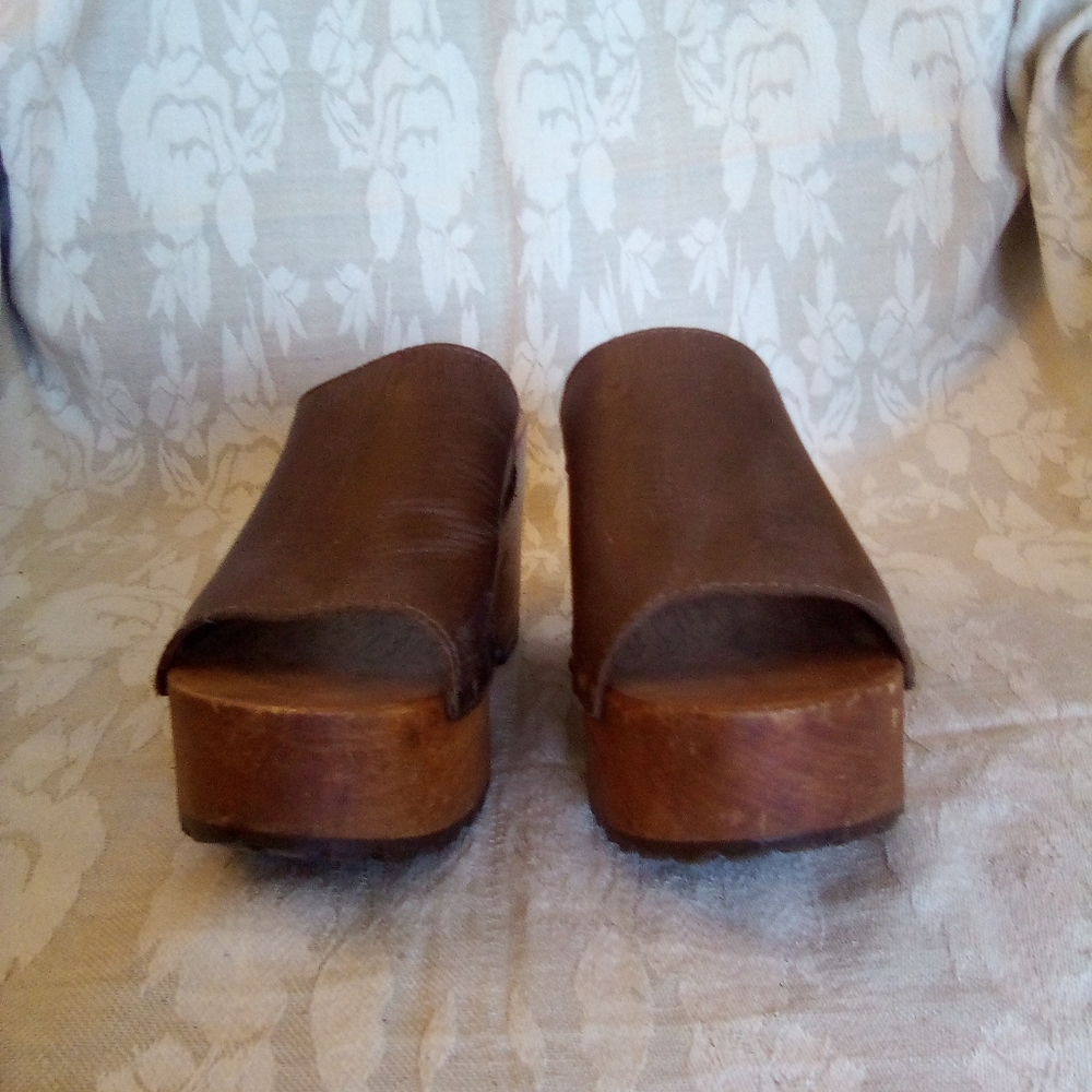 Vintage BoHo Candie's Platform Clogs
